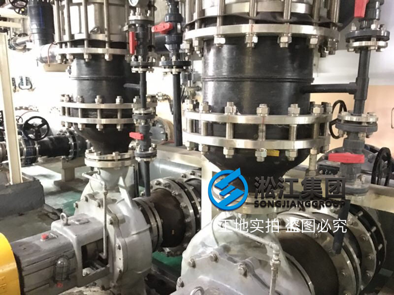 【使用現(xiàn)場】EPDM異徑橡膠接頭安裝在昆山三星機電 【使用現(xiàn)場】EPDM異徑橡膠接頭安裝在昆山三星機電