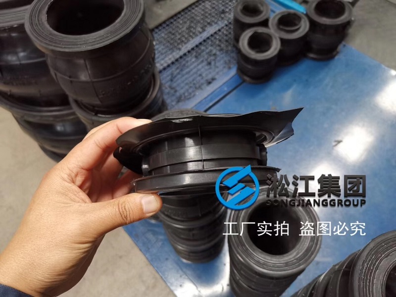 【食品級(jí)】對(duì)夾蝶閥里面的閥門橡膠圈 【食品級(jí)】對(duì)夾蝶閥里面的閥門橡膠圈